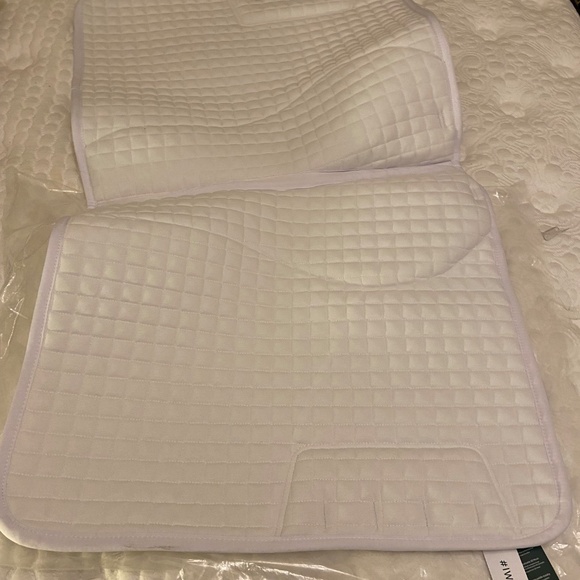 Horseware Ireland Tec Comfort Dressage Saddle Pad - NWT - Picture 3 of 8